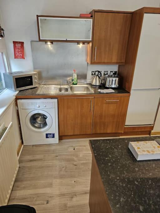 65 Renfield St 2 Bed Apartment Glasgow Exterior photo