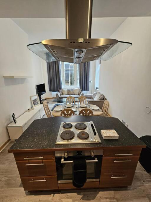 65 Renfield St 2 Bed Apartment Glasgow Exterior photo