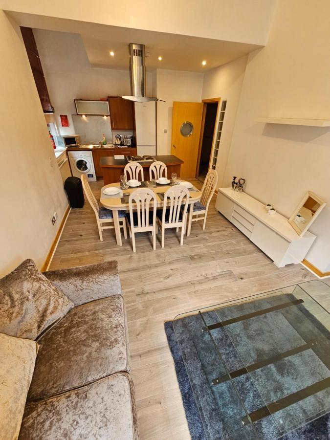 65 Renfield St 2 Bed Apartment Glasgow Exterior photo